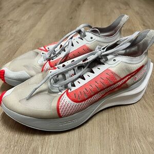 Nike Zoom Gravity Running Shoes Gray Red Size 7.5 Women's
